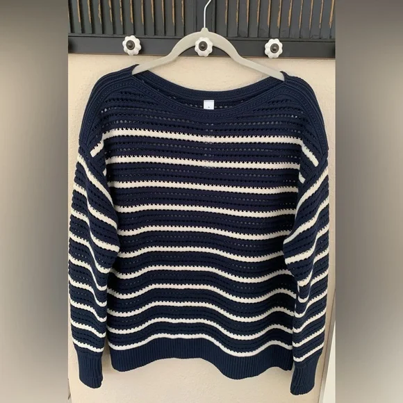 Lululemon cotton blend pointelle sweater. Like new. Navy and cream stripe. - Picture 4 of 6